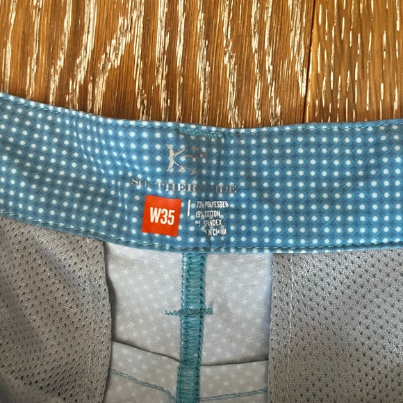 Southern tide Men's Blue polka dot Patterned Shorts - Picture 2 of 6